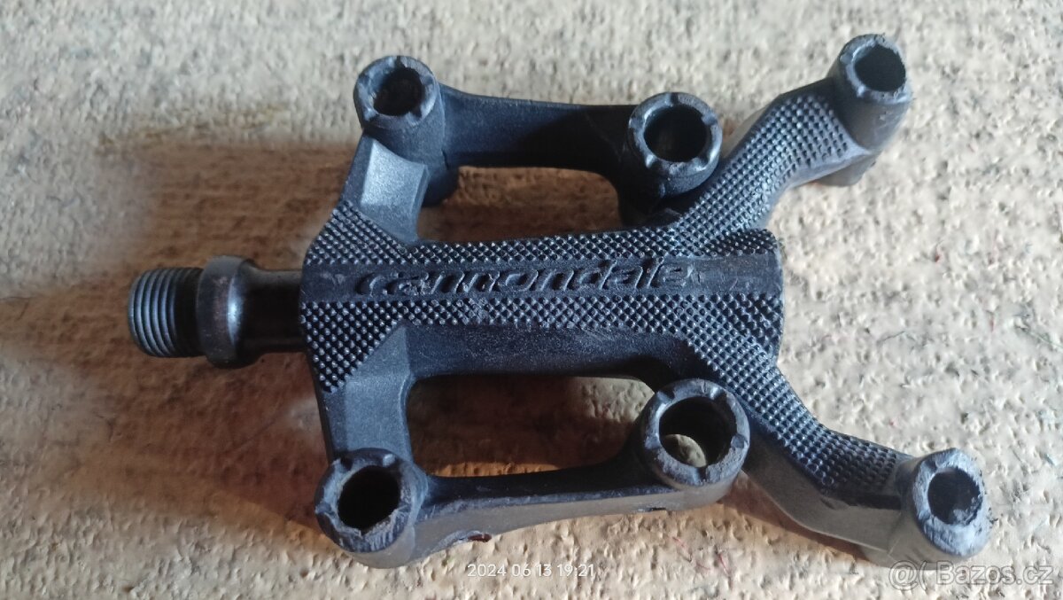 Cannondale 6point3 pedály - 3