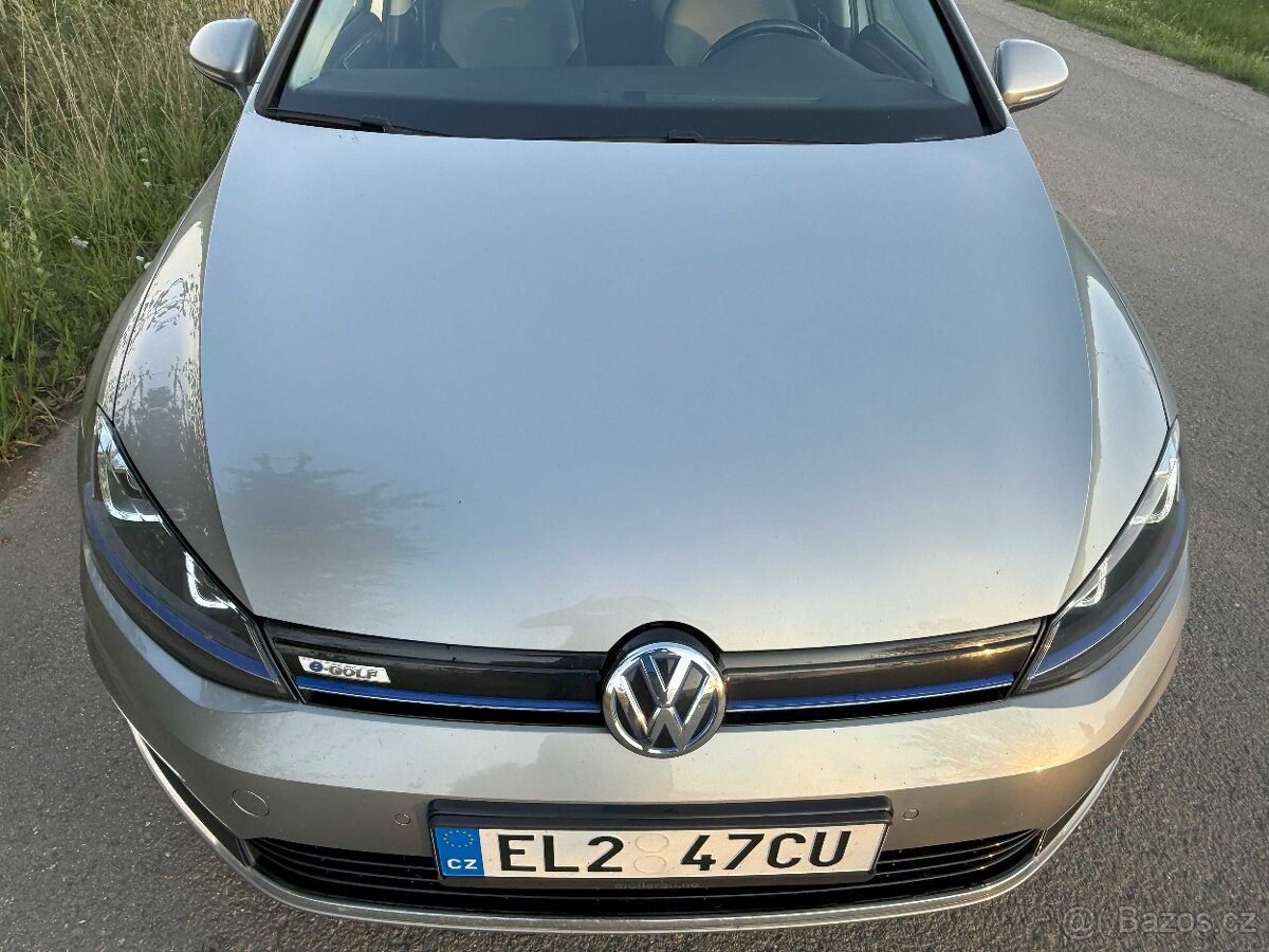 Nabízím zachovalý elektromobil VW E-Golf 85kW Tepelné čerpad - 3