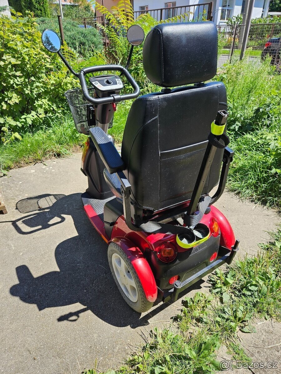 INVALIDNÍ VOZÍK ELEKTRO TROJKOLKA - 3