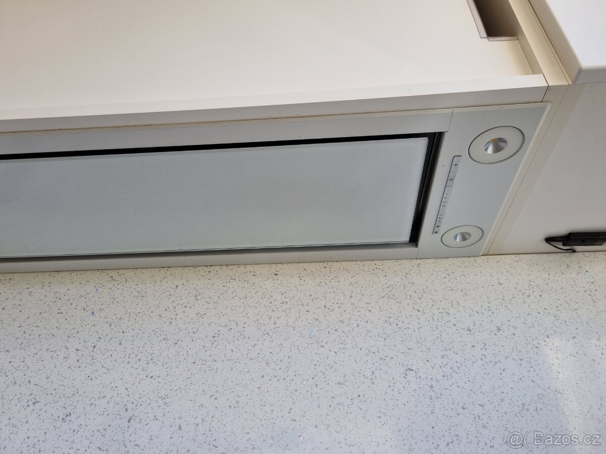 Vestavná digestoř Miele DA 2690 - velmi tichá a výkonná - 3