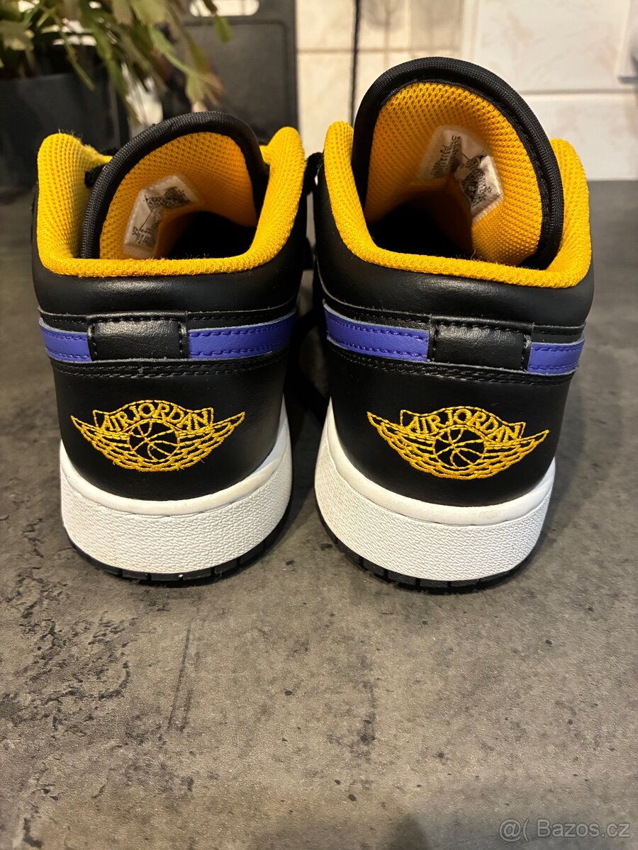 Prodám dámské boty Air Jordan 1 Low - 3