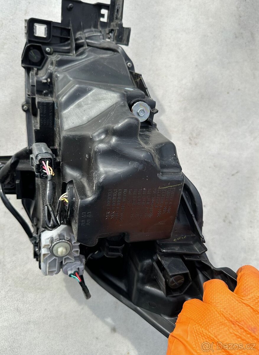 Mazda 2 DD, LED pravý přední světlomet - 3