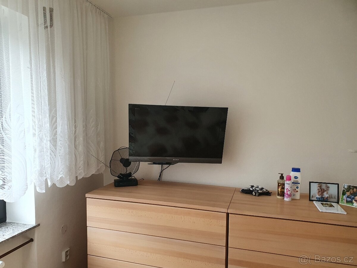 TV Sony LCD - ozn. KDL-32EX402 včetně set top boxu - 3