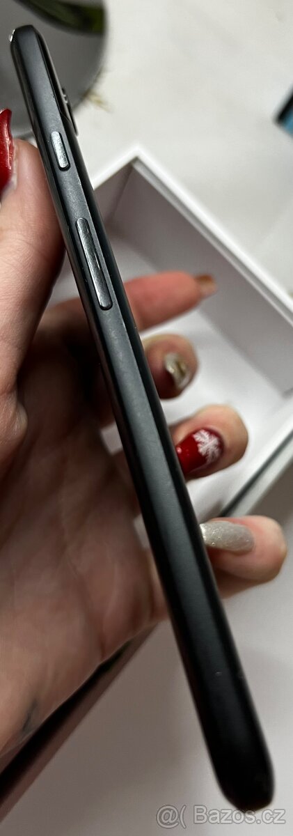 Google Pixel 2 XL 128GB - 3