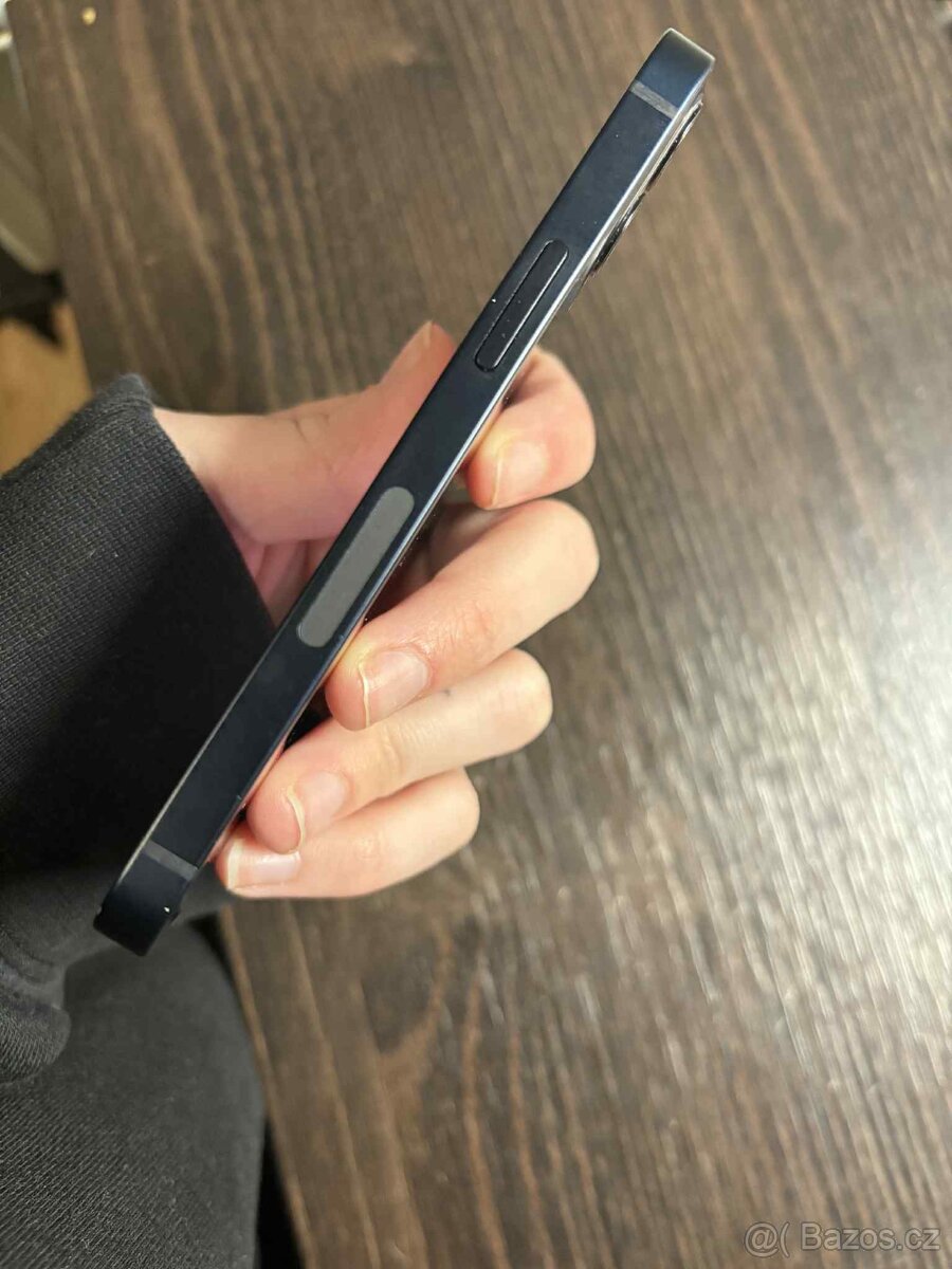 iPhone 12 mini - krásný stav - 3