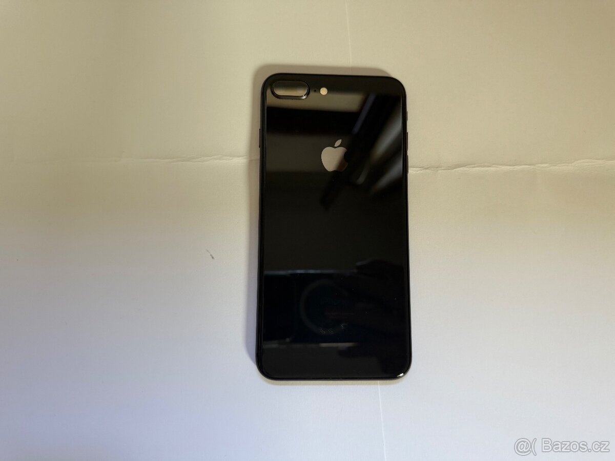 Apple Iphone 8 plus šedý 64GB - 3