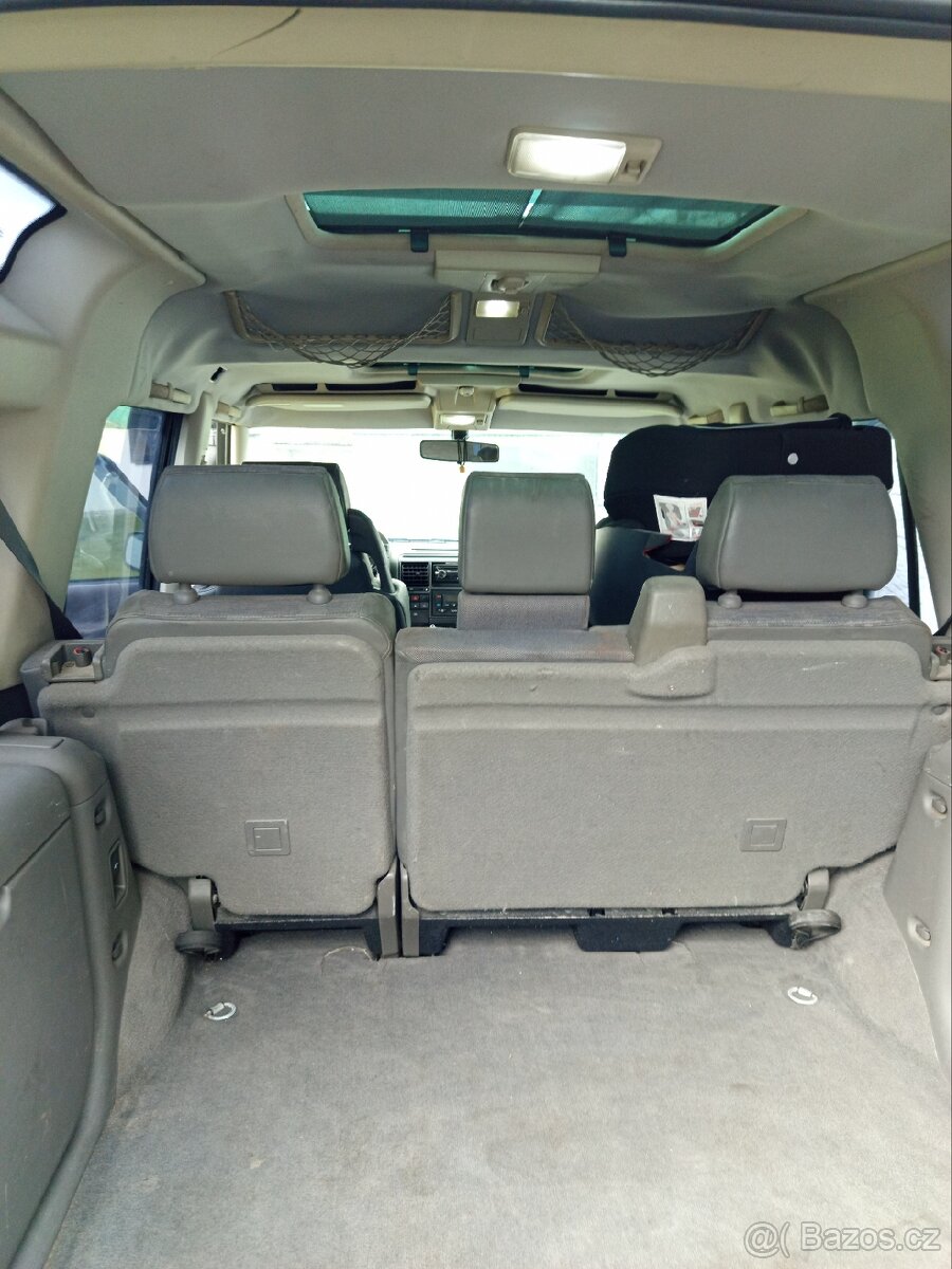 Ahoj, prodám Land rover Discovery 2 td5 - 3