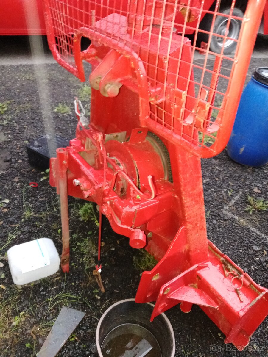 Tři bodový naviják za traktor - 3