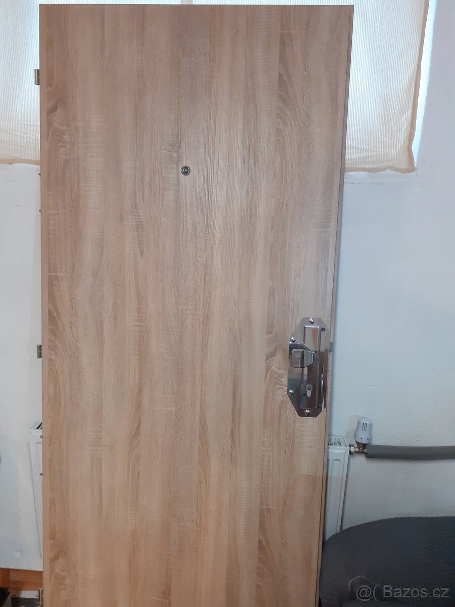 Prodám bezpečnostní bytové dveře - 3