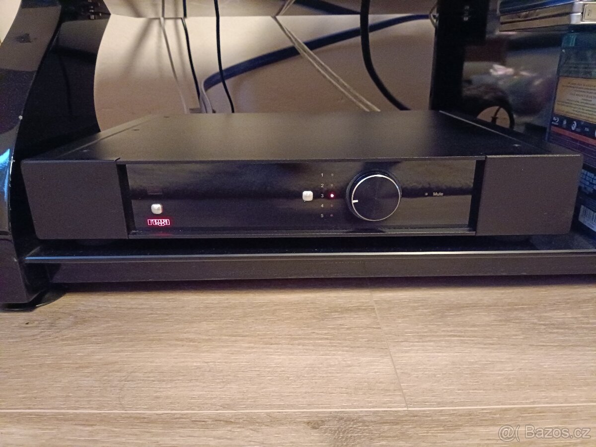 Rega Elex R integrovaný zesilovač - 3