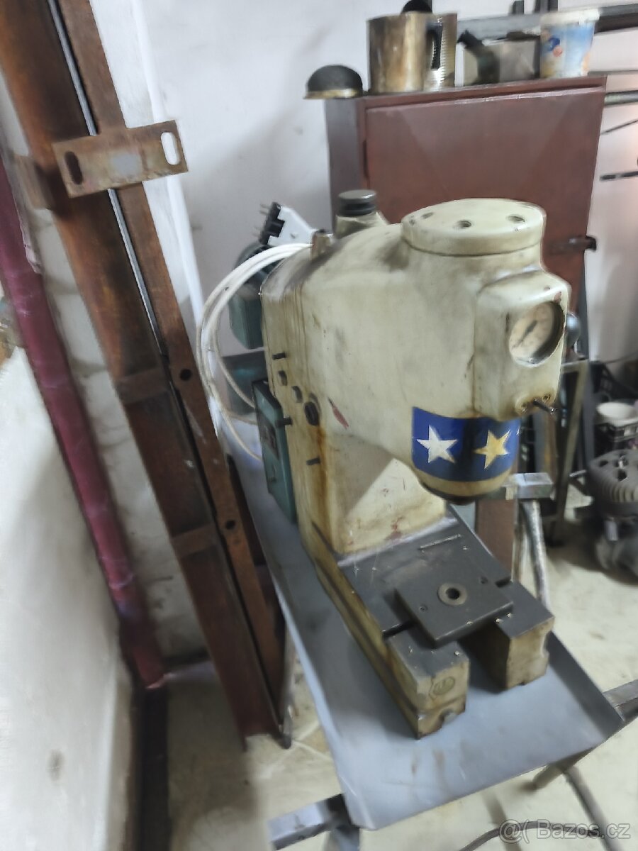 Hydraulický lis 2T - 3