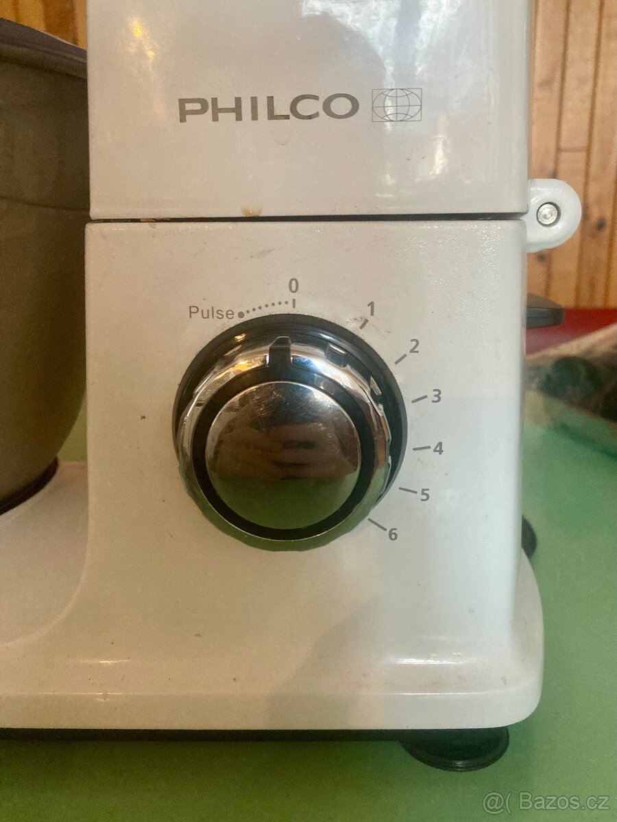 Kuchyňský robot - Philco PHSM 9000 - 3