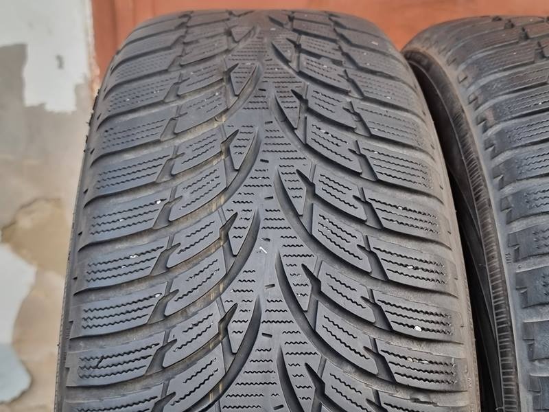 Zimní Nokian 215/60/16 - 3