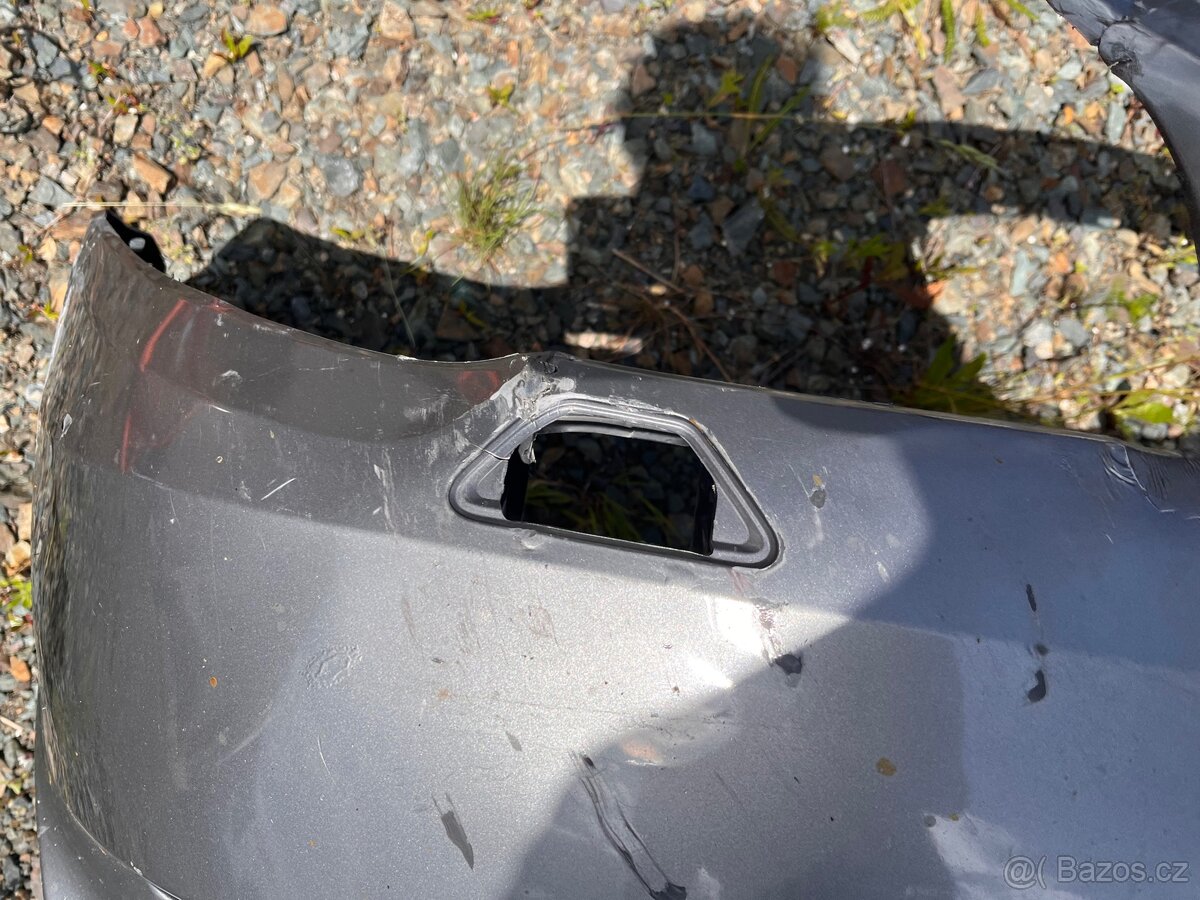 BMW F10 přední nárazník - 3