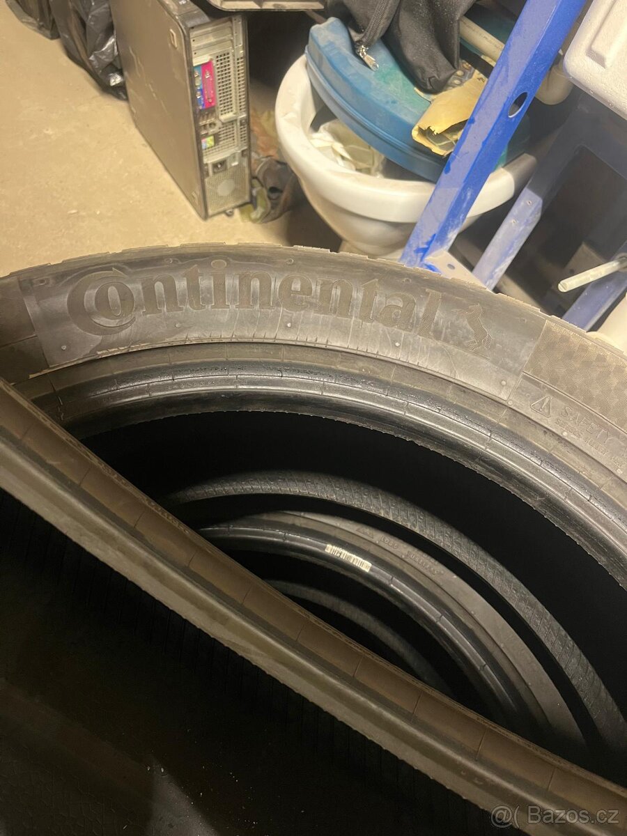 Pneu Continental 235/50 R19 V XL - 3