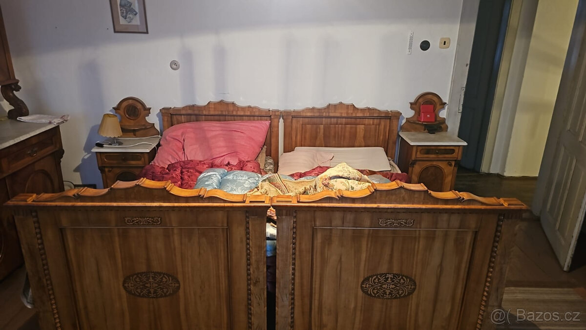 Starší nábytek - 3