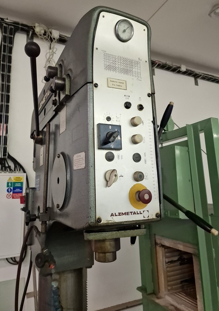 Sloupová vrtačka ALZMETALL AB 50 S - 3