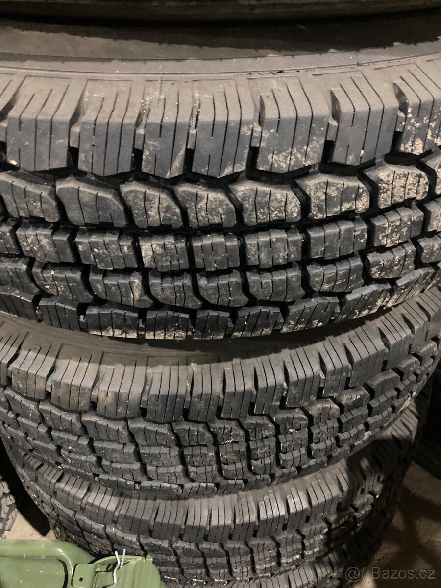 Alu kola Nissan Patrol Y61 R16 6x139,7 + 235/85r16
