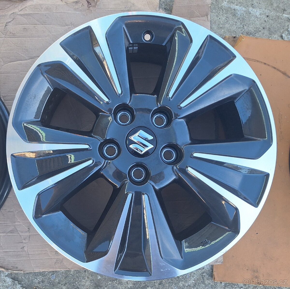 alu kola SUZUKI 17x6,5J - 3