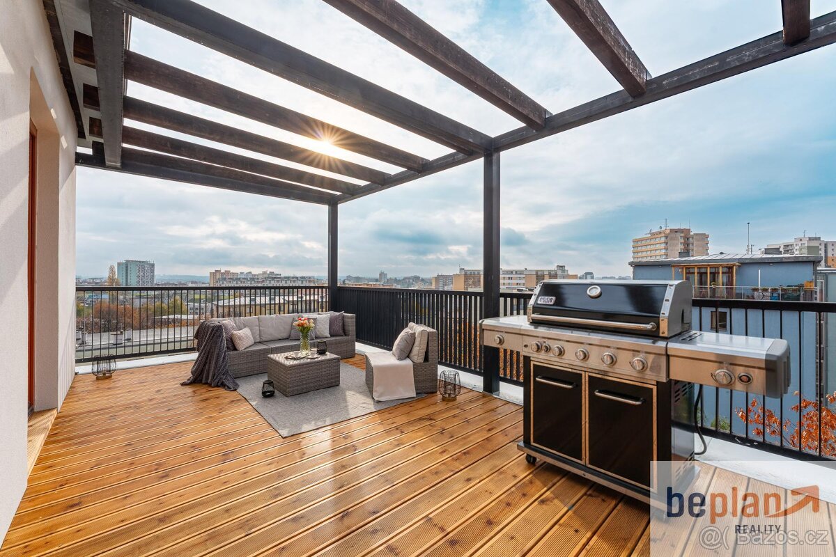 Prodej výjimečného penthousu 5+kk (122 m2), s terasou 47 m2, - 3