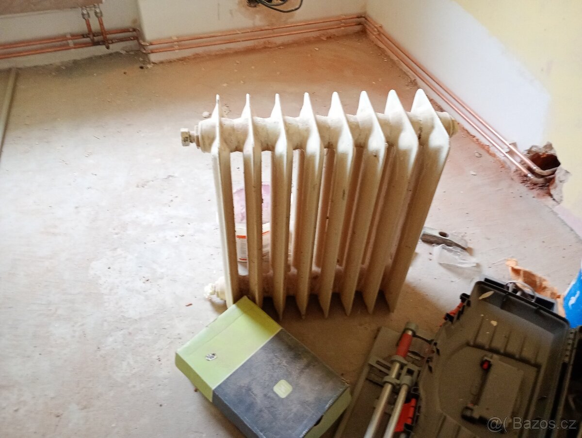 Daruji litinové radiátory 4 kusy - 3