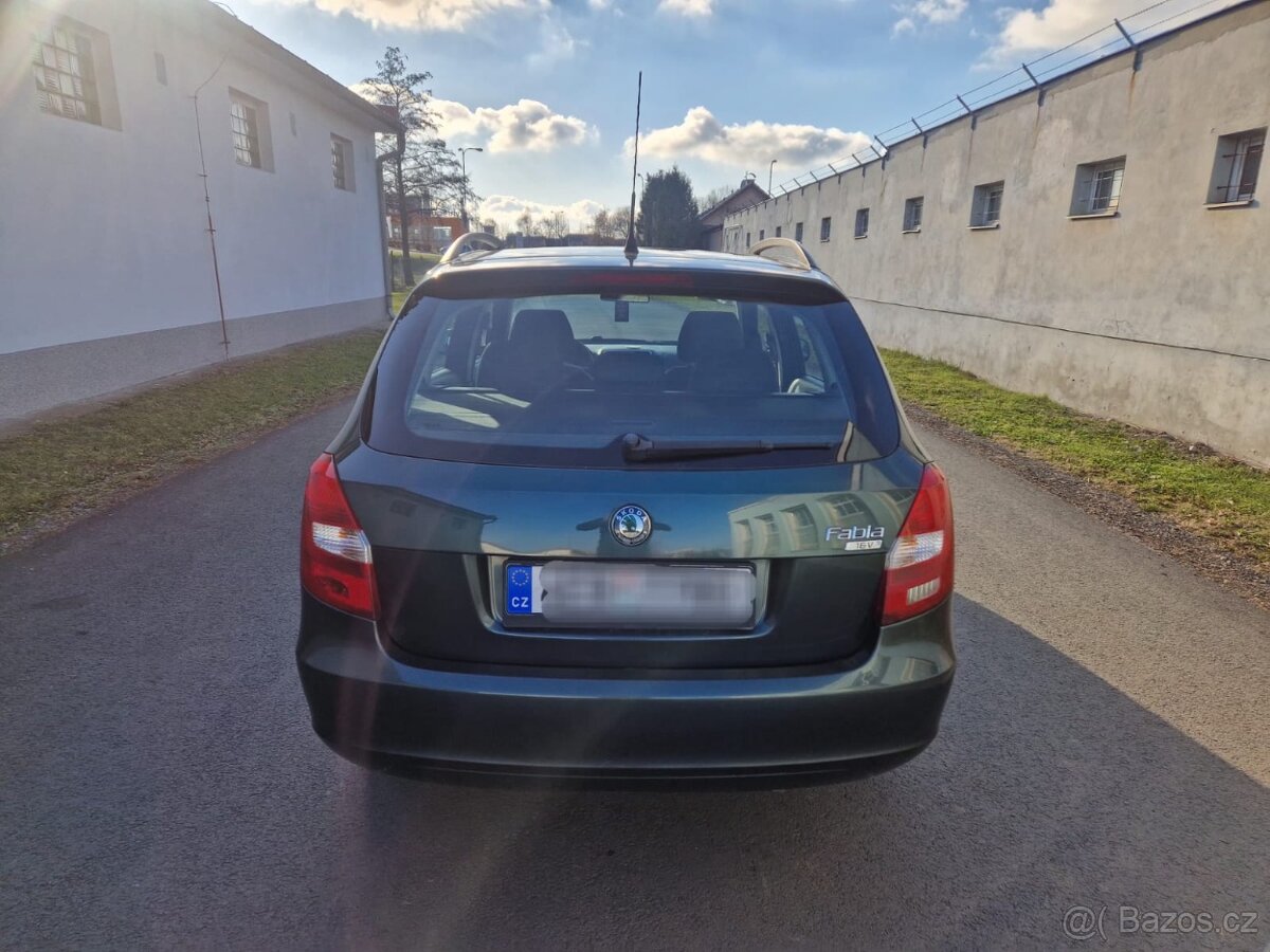 Škoda Fabia Kombi 1.4i 16v//Klima//Tempomat/NOVÁ STK - 3
