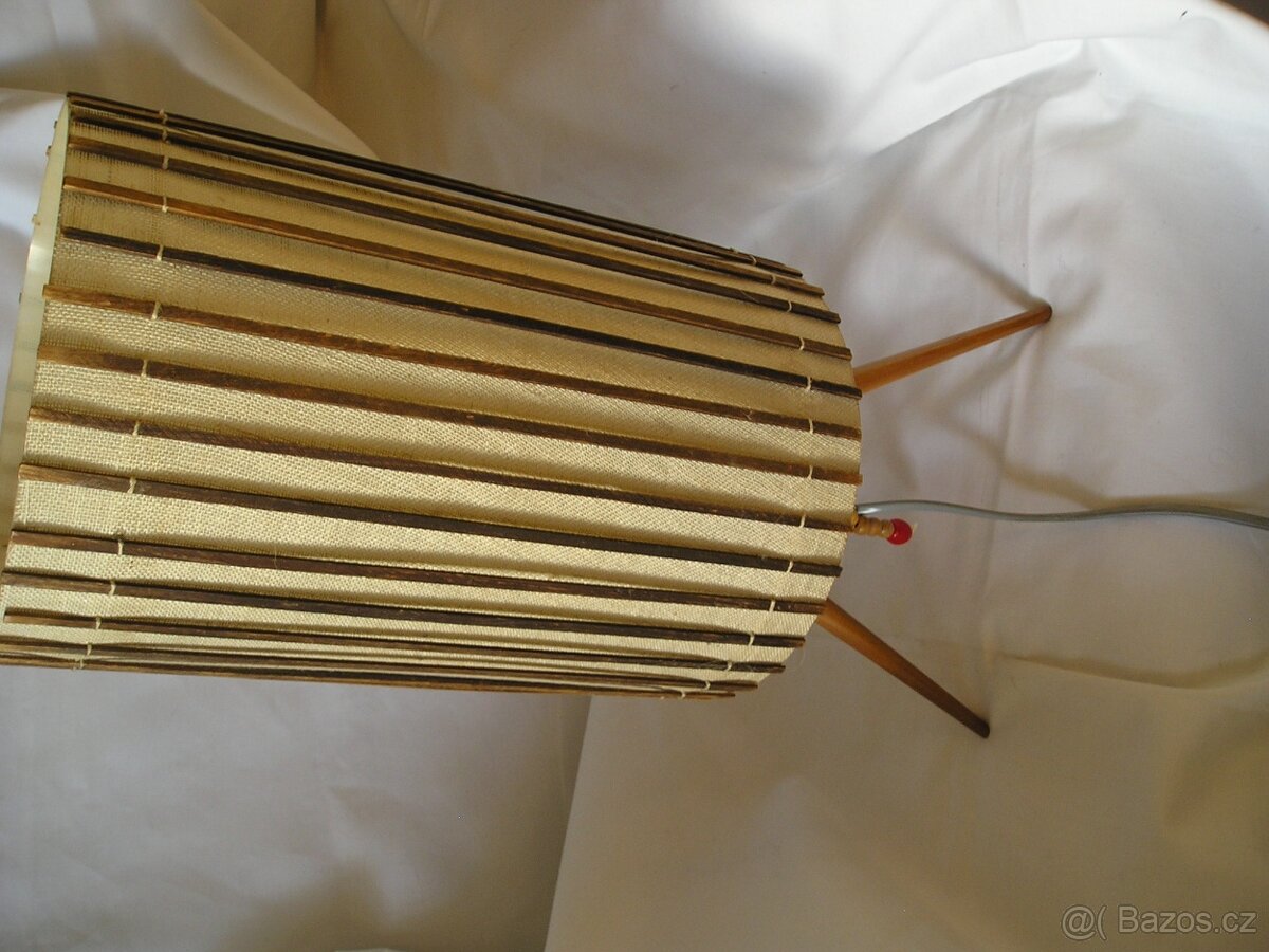 STOLNÍ LAMPIČKA RETRO - dřevěná - 3