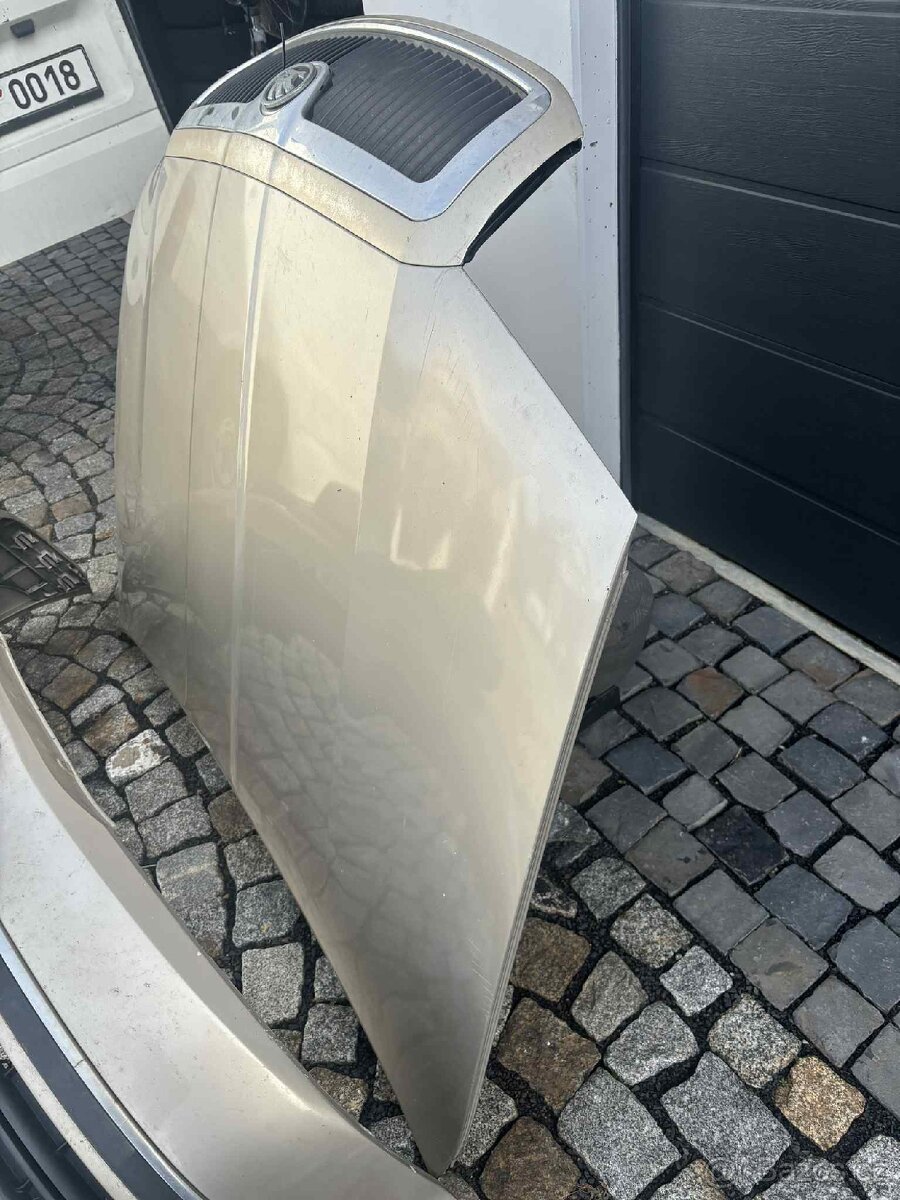 Škoda Superb 1 - Kapota,Zrcátka - 3