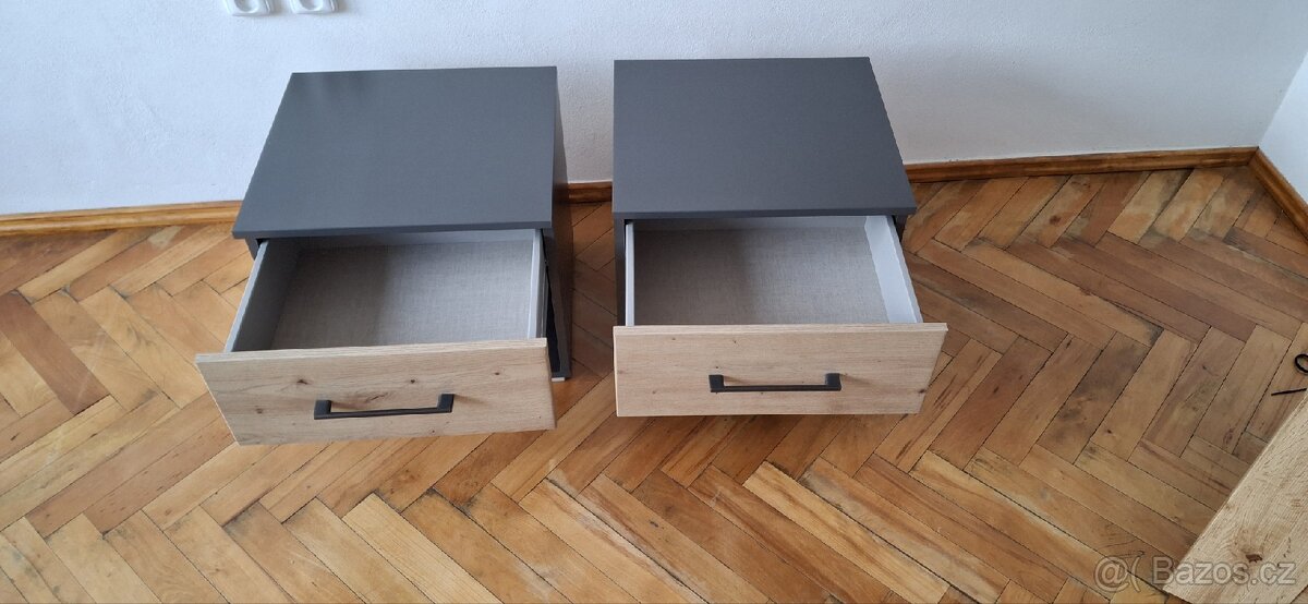 Noční stolky - 3