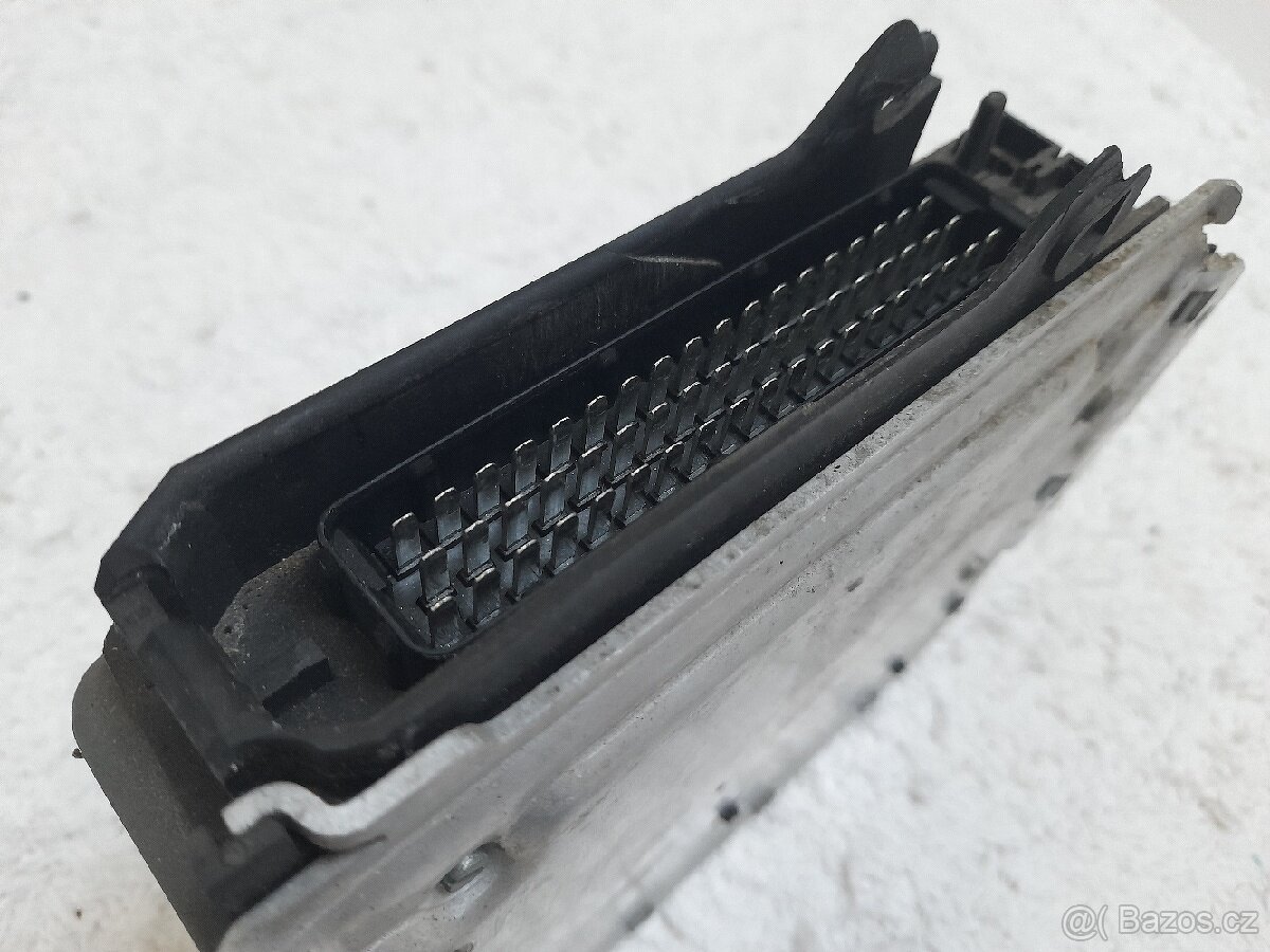 Řídící jednotky BMW e32 / e34 - 3