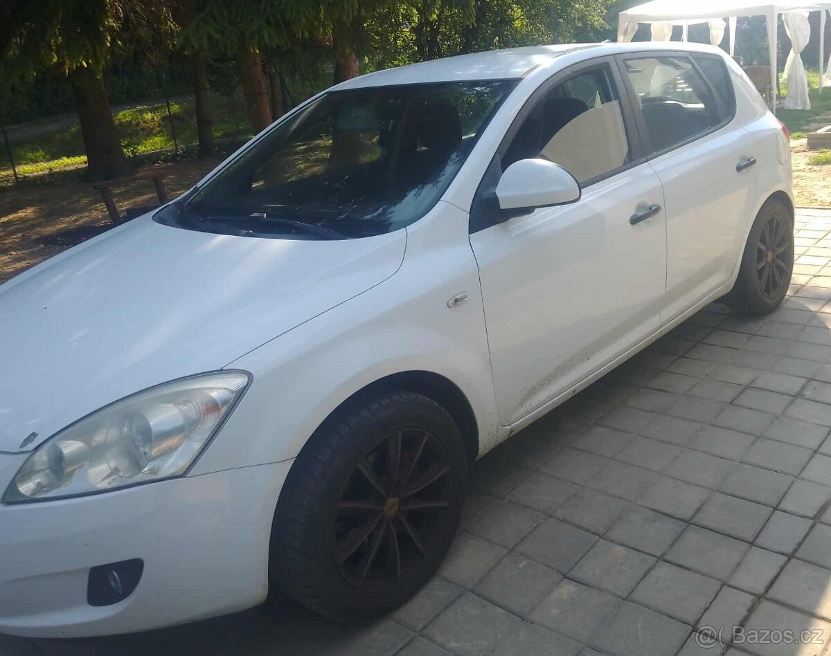 Kia ceed 1.6 crdi 66kw, 2007 - 3