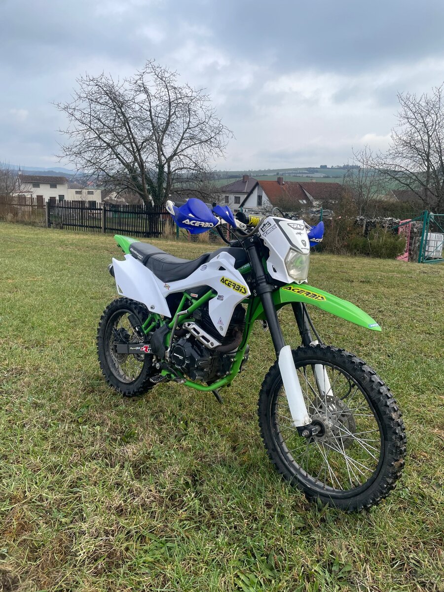 Minirocket Defender 150 - 3