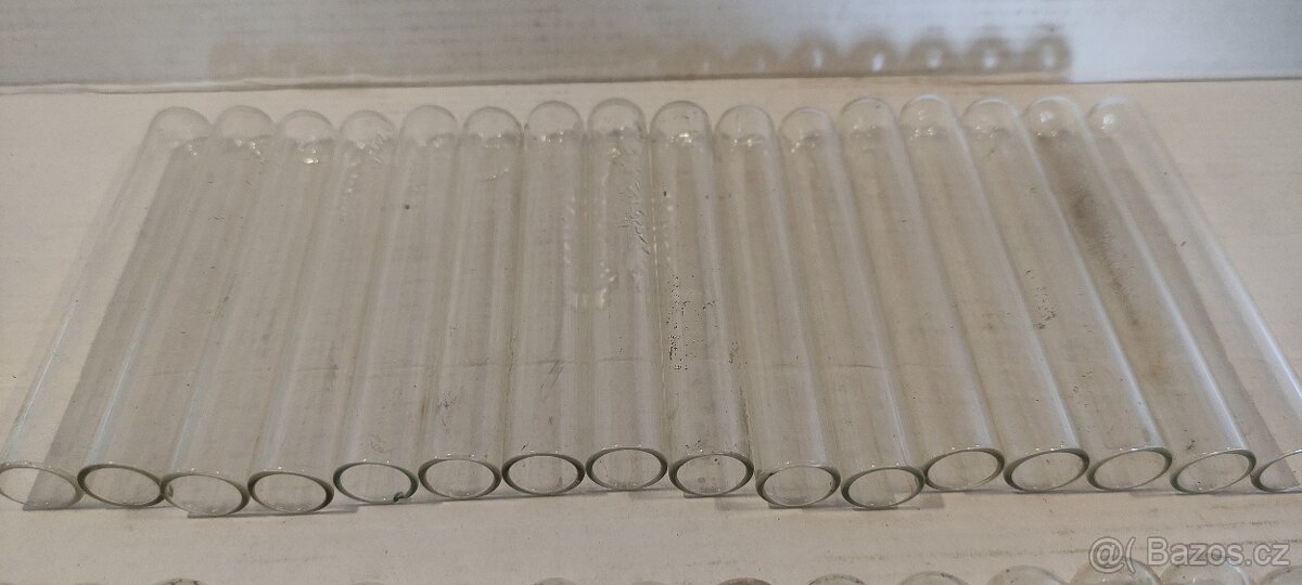 Laboratorní sklo - 3