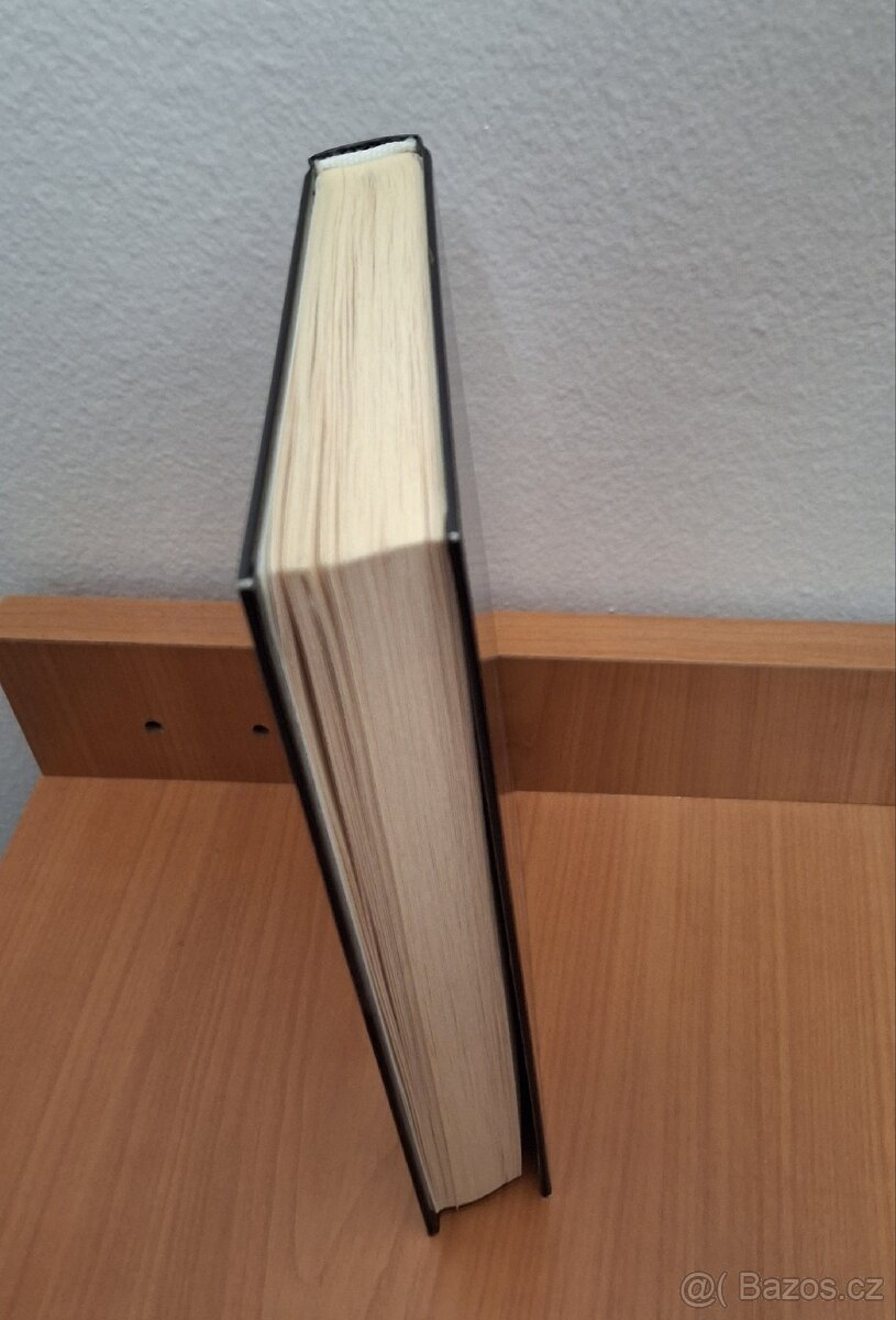 Kniha Pozlacená klec - 3