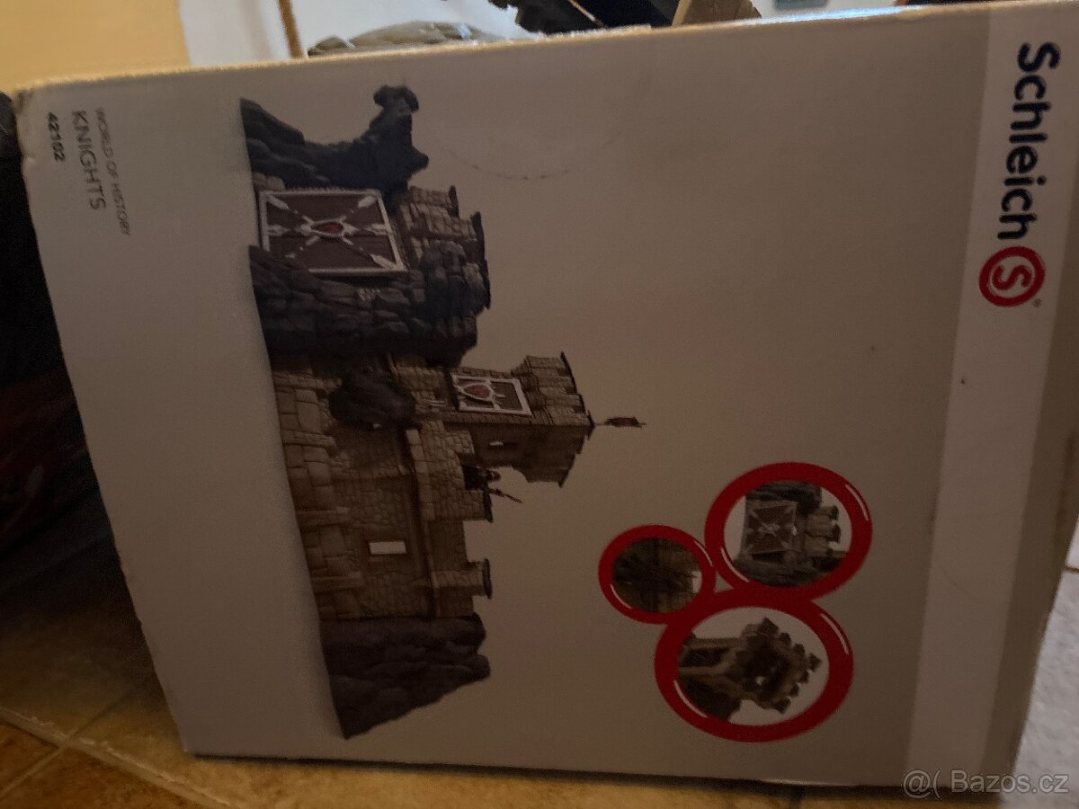 Prodám velký hrad Schleich - 3