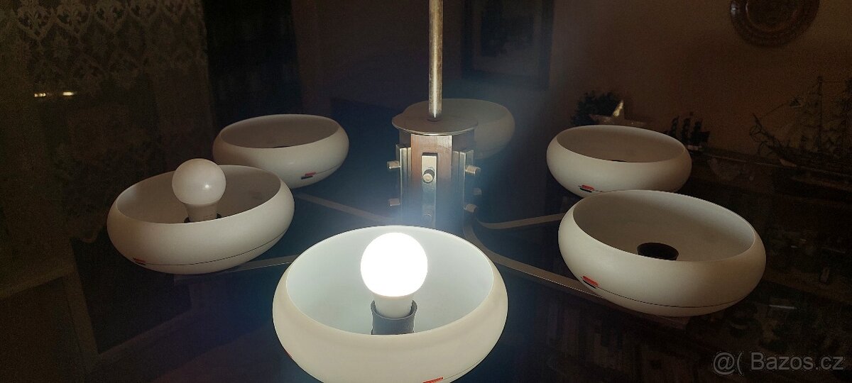 Funkcionalismus lustr - 3