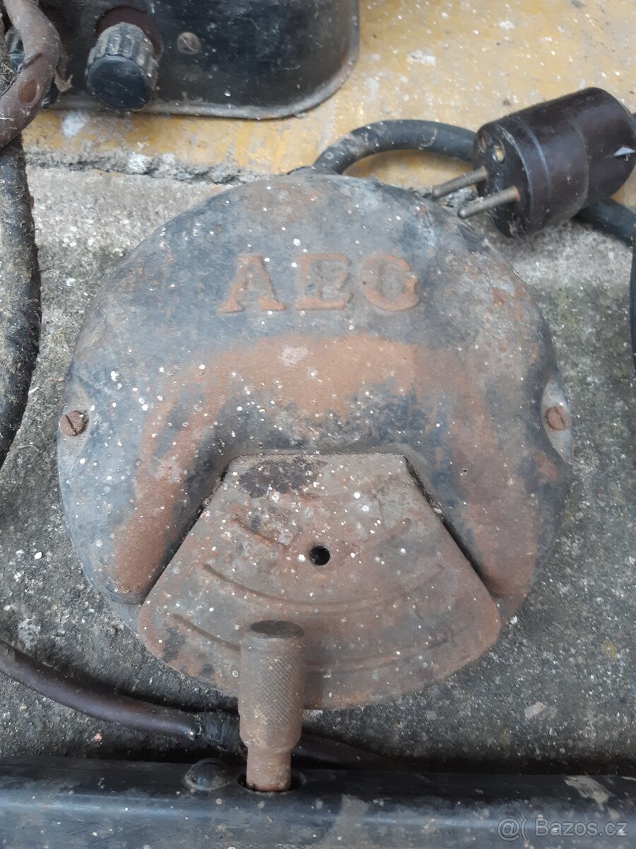 Stará pájecí pistole AEG - 3