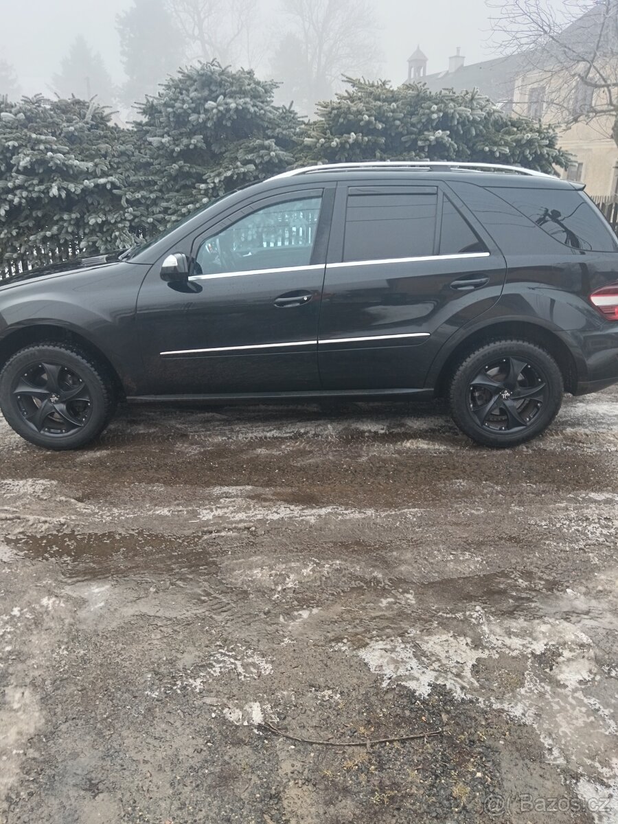Mercedes Benz Ml320 - 3