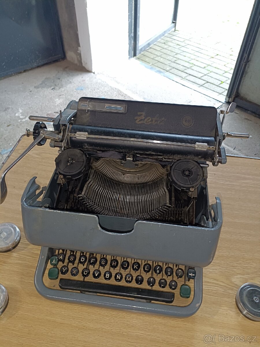 Psací stroj Zeta - 3