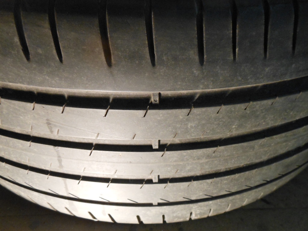 LETNÍ PNEU PIRELLI 235/40R19 - 3