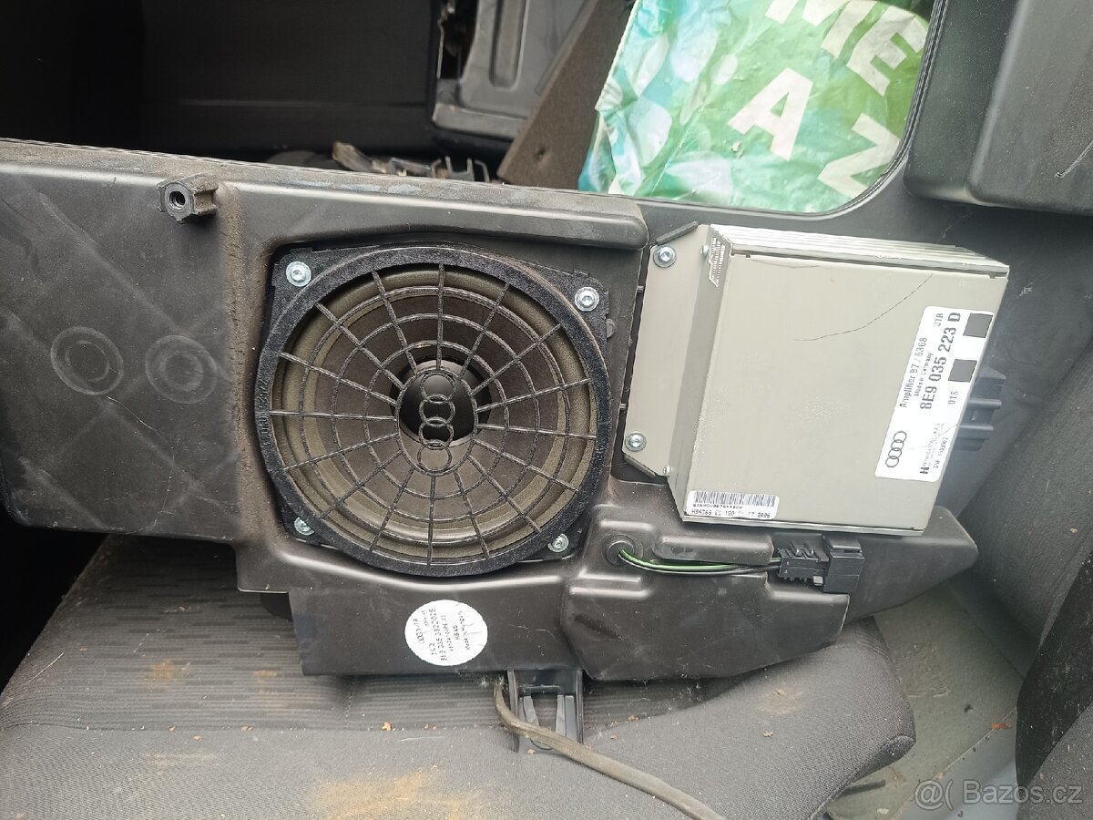 Lišty dveří a4b7 rádio boose - 3