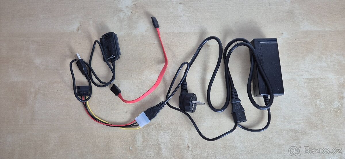 GEMBIRD USB TO IDE AND SATA ADAPTER - 3