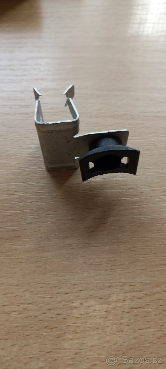 Příchytka - 3