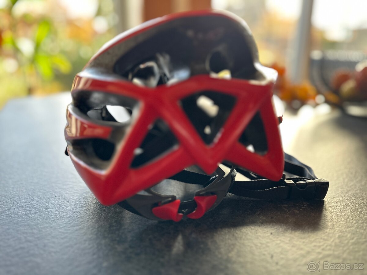 Cyklistická helma Giro - 3