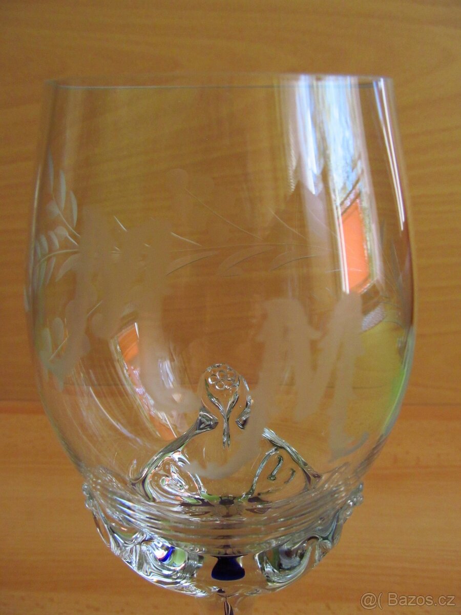 Starší číše - 3