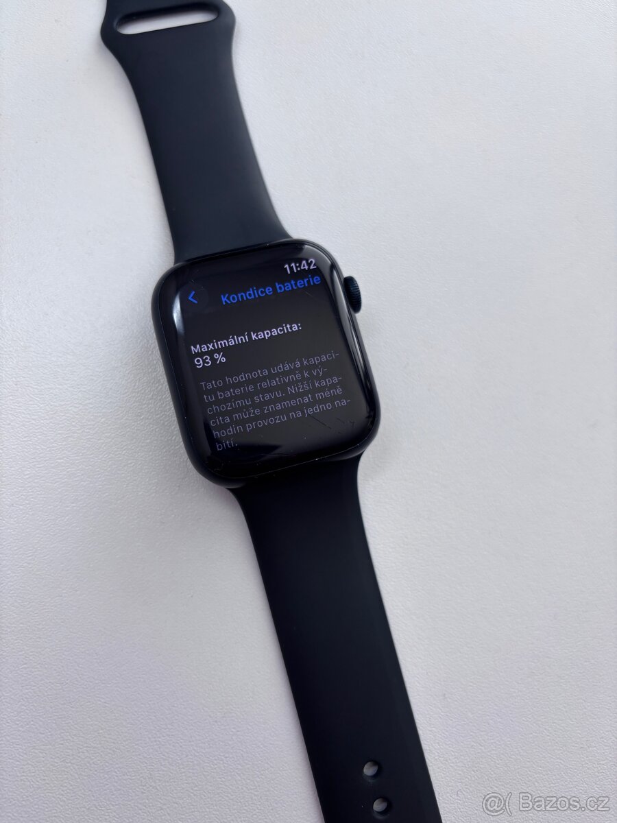 Apple watch series 7 45mm - 93% baterie - 3