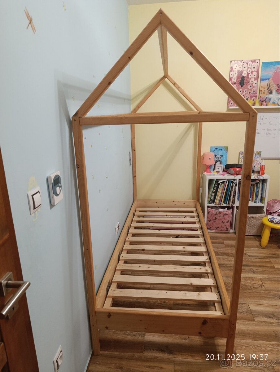 Dětská postel - domeček - 3