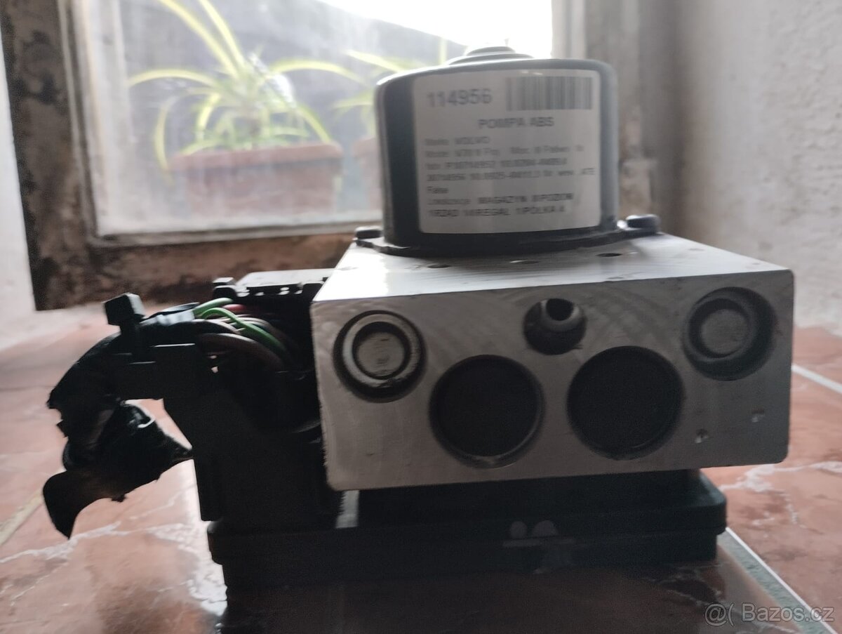 Pumpa ABS Volvo V70 II P30714952 - 3