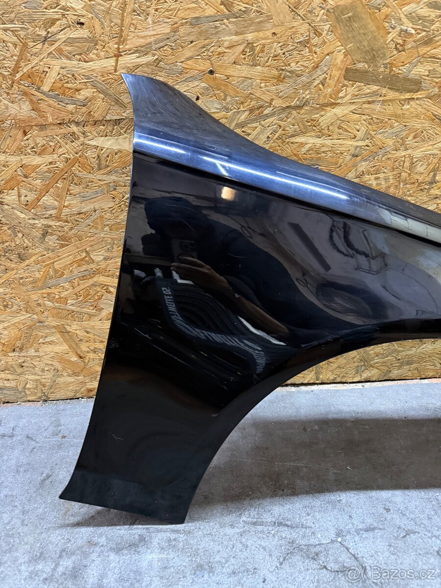 Pravý blatnik Audi A4 B8 2008-2012 - 3