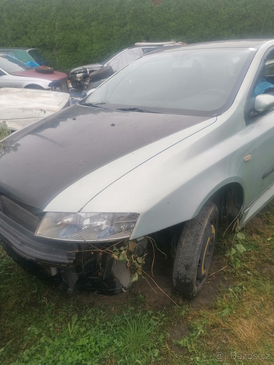 Fiat Stillo díly tridver 1.9 jtd - 3